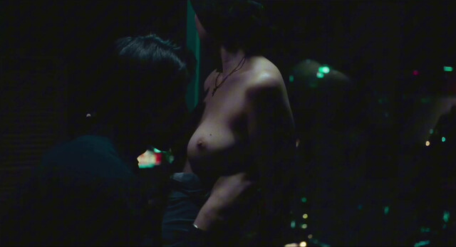 Lee Jae-eun nude, Lim Ji-sun nude - Fin de Siecle (1999)