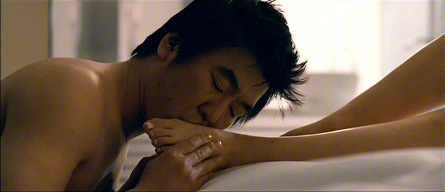 Lee Mi-yeon sexy, Lee Tae-ran sexy - Love Exposure (2007)