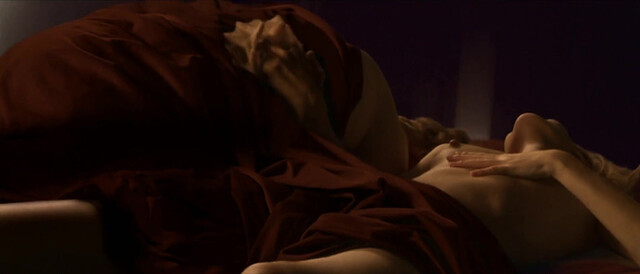 Melissa Mascara nude, Lynn Marie Sager nude, Linda Pine nude - End of Days (1999)