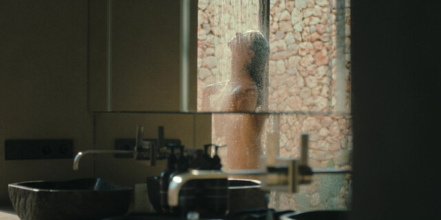 Svenja Jung nude, Lucía Barrado sexy - Fall for Me (2025)