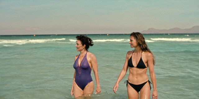 Svenja Jung nude, Lucía Barrado sexy - Fall for Me (2025)