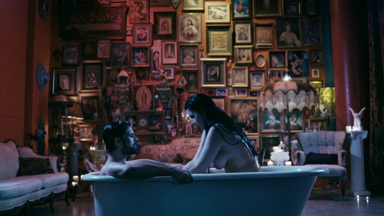 Kelly Love nude - Age of the Living Dead s01e01 (2019)