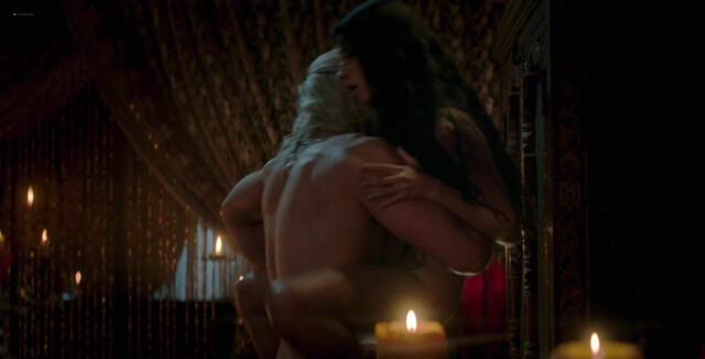 Anya Chalotra sexy, Freya Allan sexy, Christelle Elwin sexy, etc - The Witcher s04 (2025)