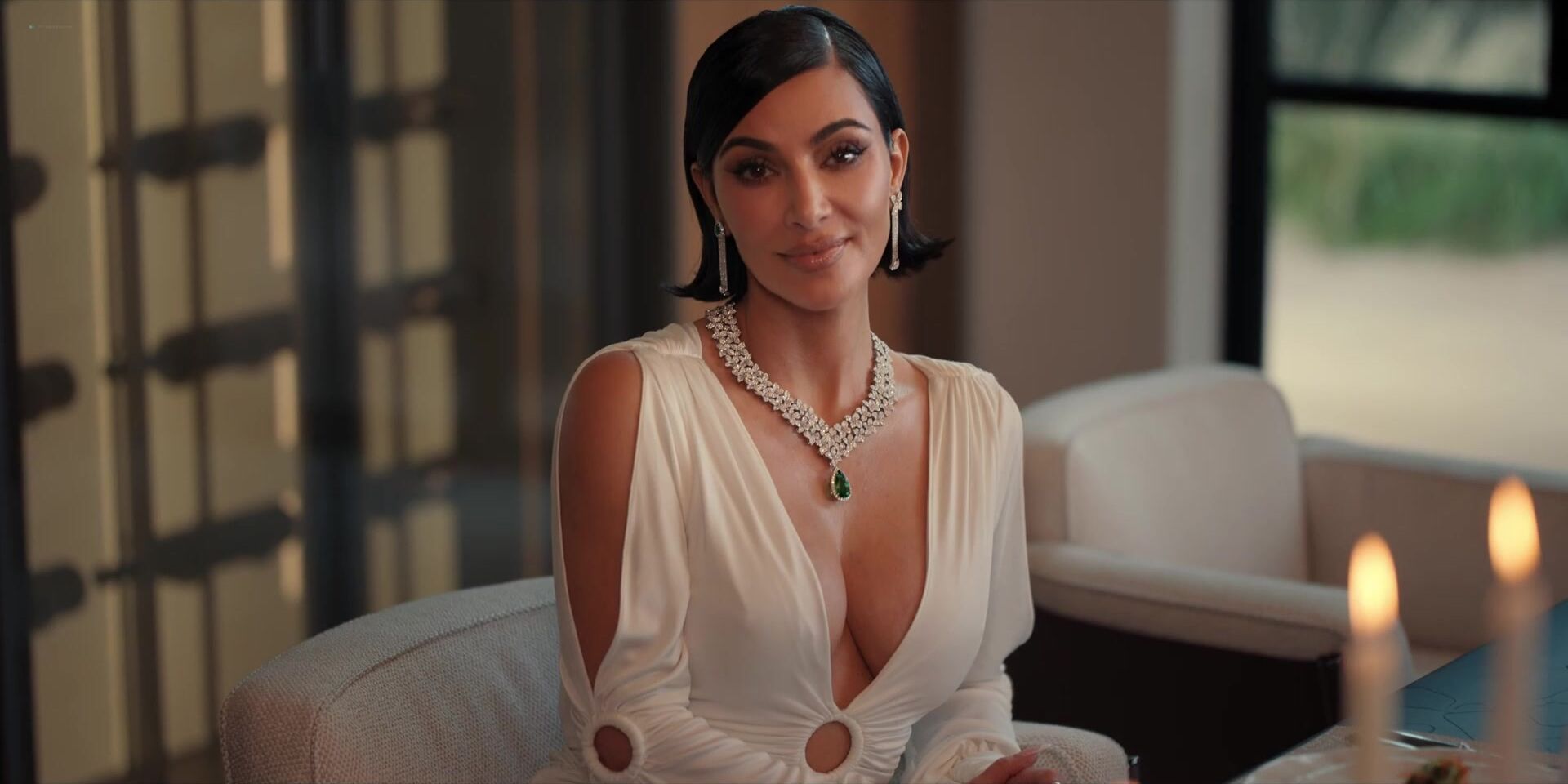 Kim Kardashian sexy, Jessica Simpson sexy, Niecy Nash sexy, Teyana Taylor sexy - All's Fair s01e01-03 (2025)