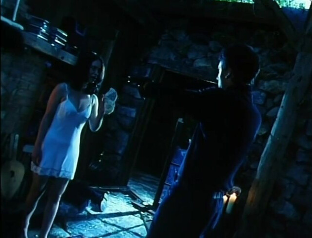 Victoria Hill nude - Dead End (1999)