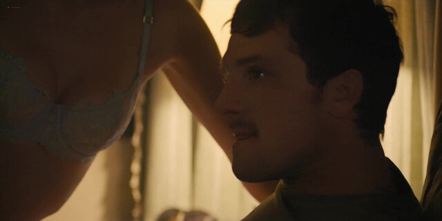 Rachel Sennott sexy, Odessa A'zion sexy - Love in LA s01e02 (2025)