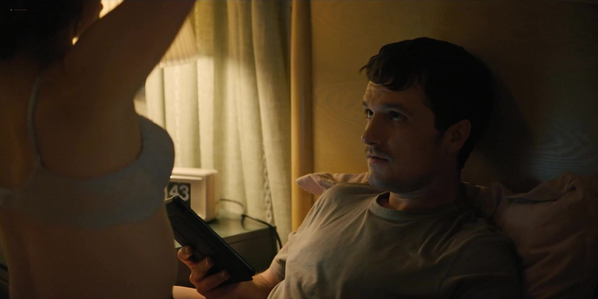 Rachel Sennott sexy, Odessa A'zion sexy - Love in LA s01e02 (2025)