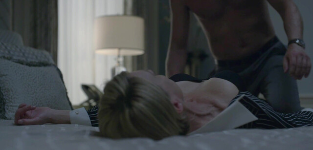 Robin Wright sexy - House of Cards s05e02,e08,e10,e12 (2017)