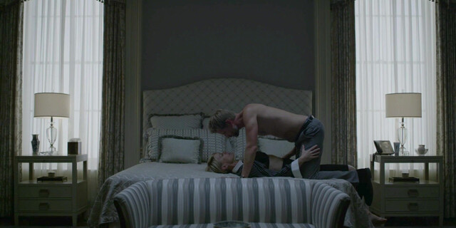 Robin Wright sexy - House of Cards s05e02,e08,e10,e12 (2017)