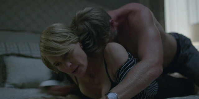 Robin Wright sexy - House of Cards s05e02,e08,e10,e12 (2017)