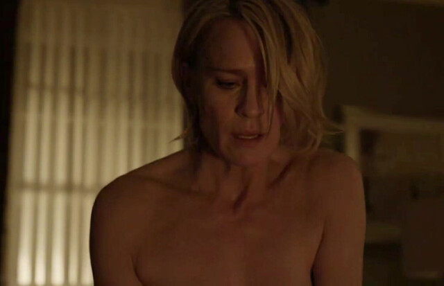 Robin Wright sexy - House of Cards s05e02,e08,e10,e12 (2017)