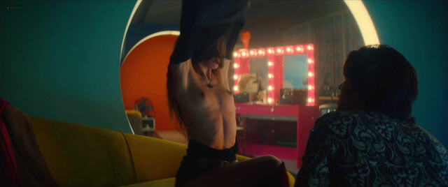 Francesca Colucci nude, Carolina Crescentini nude, Nina Torresi nude, Sofia Migliaccio nude, Tania Watson nude, Caterina Rossi nude, etc - Mrs Playmen s01 (2025)