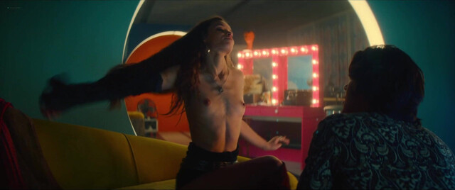 Francesca Colucci nude, Carolina Crescentini nude, Nina Torresi nude, Sofia Migliaccio nude, Tania Watson nude, Caterina Rossi nude, etc - Mrs Playmen s01 (2025)