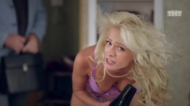 Anastasiya Denisova sexy, Polina Maksimova sexy - Deffchonki s04e40 (2014)