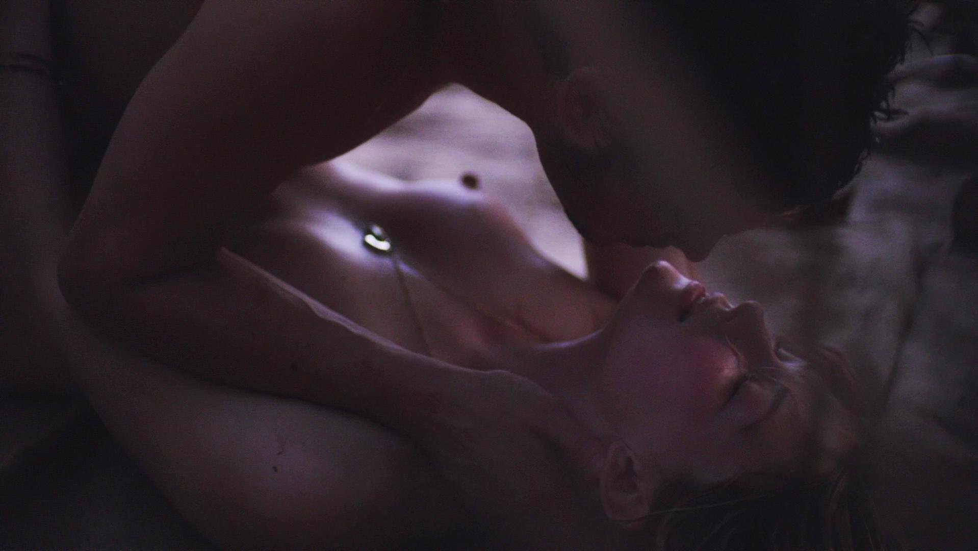 Haley bennett naked