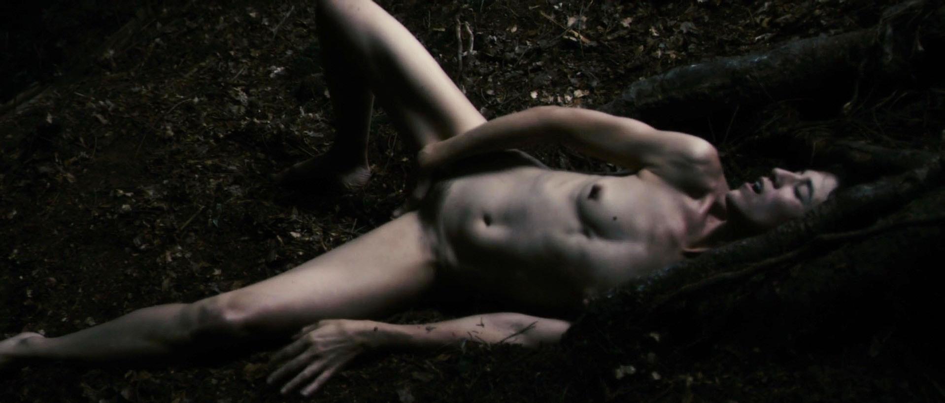 Charlotte Gainsbourg nude - Antichrist (2009)