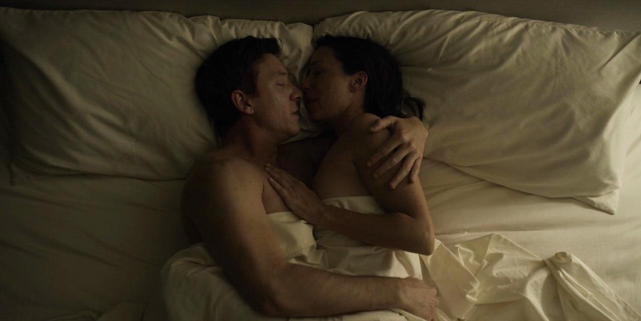 Molly Parker sexy - House of Cards s03e05 (2015)