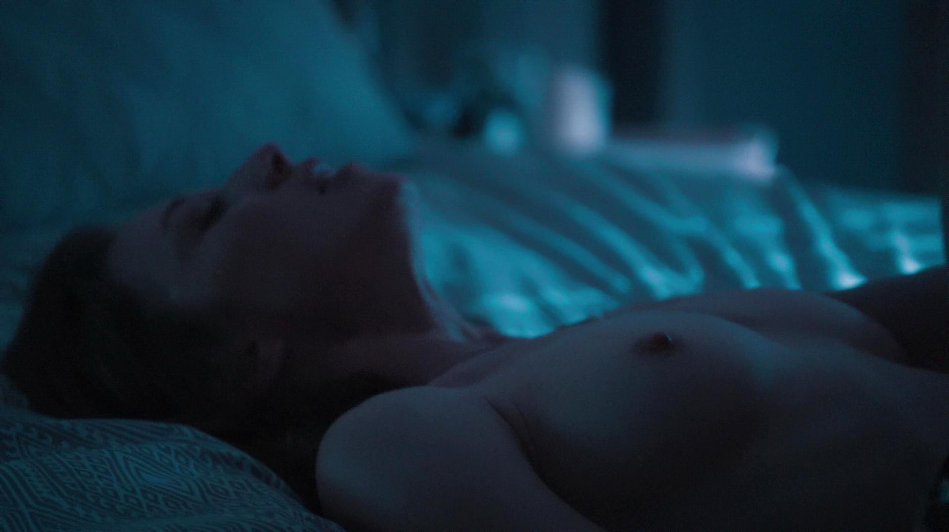 Carrie Coon nude - The Leftovers s01e07 (2014)