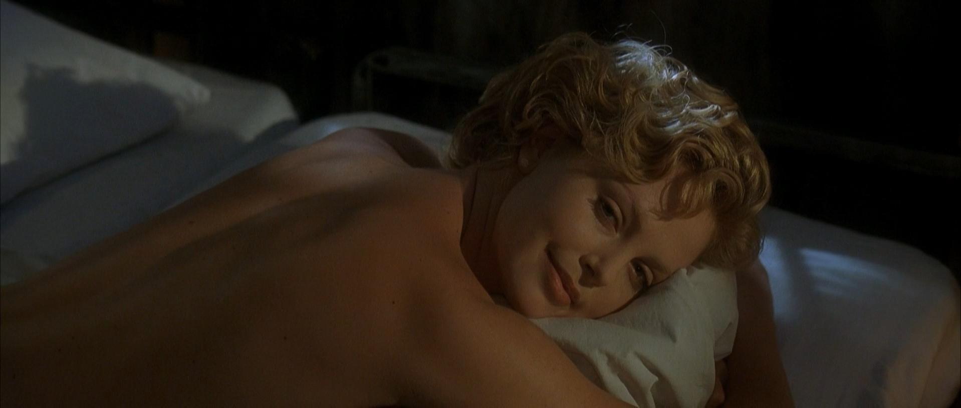Charlize Theron nude - The Cider House Rules (1999)