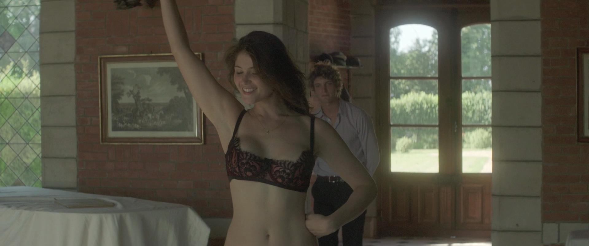 Gemma Arterton nude - Gemma Bovery (2014)