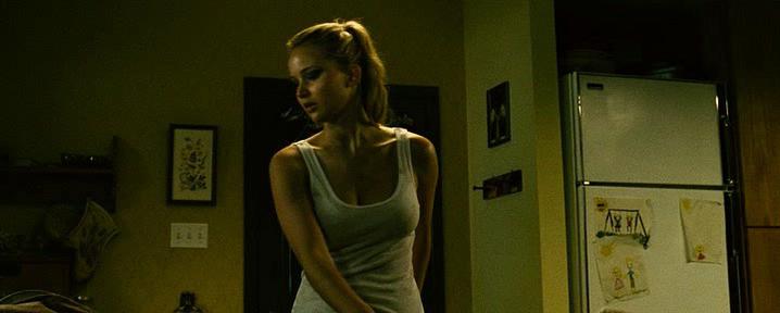 Jennifer Lawrence sexy - House at the End of the Street (2012)