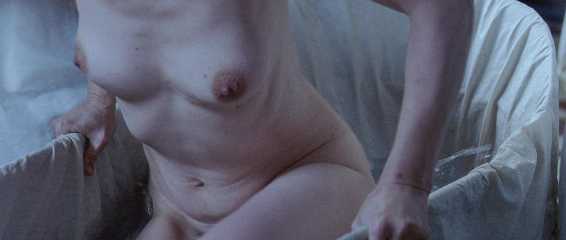 Juliette Binoche nude - Camille Claudel 1915 (2013)