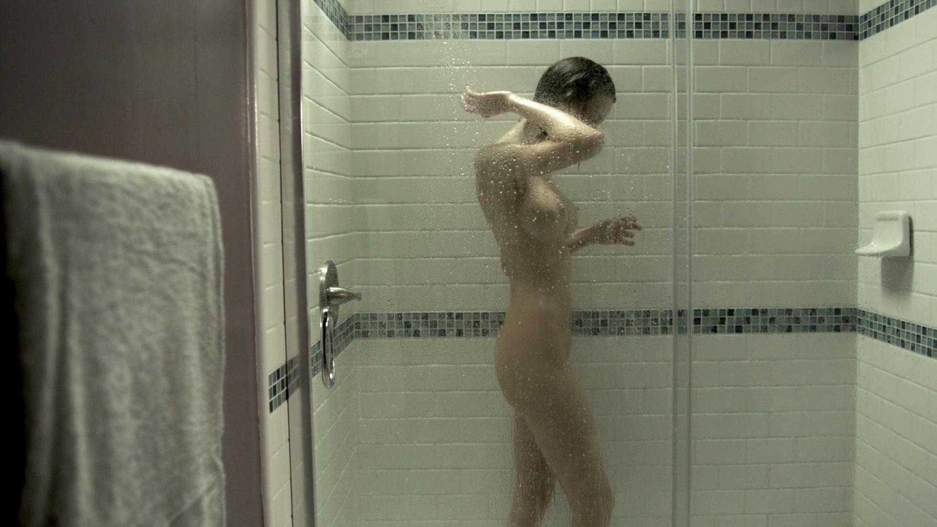 Christy carlson romano shower scene