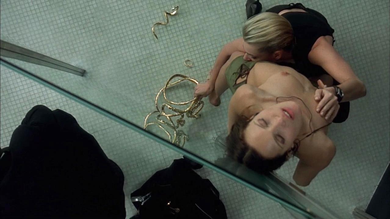 Femme fatale 2002 sex scenes