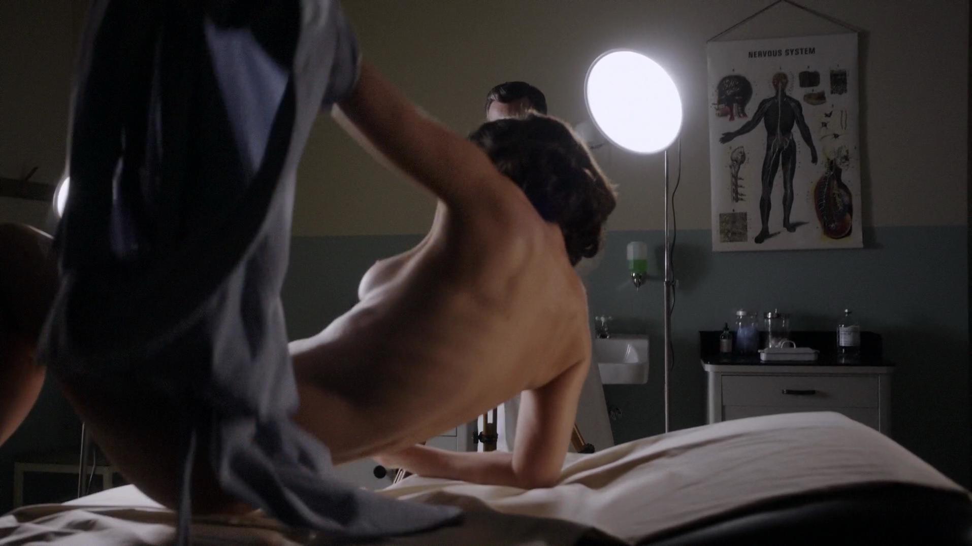 Lizzy Caplan nude - Masters of Sex s01e09 (2013)