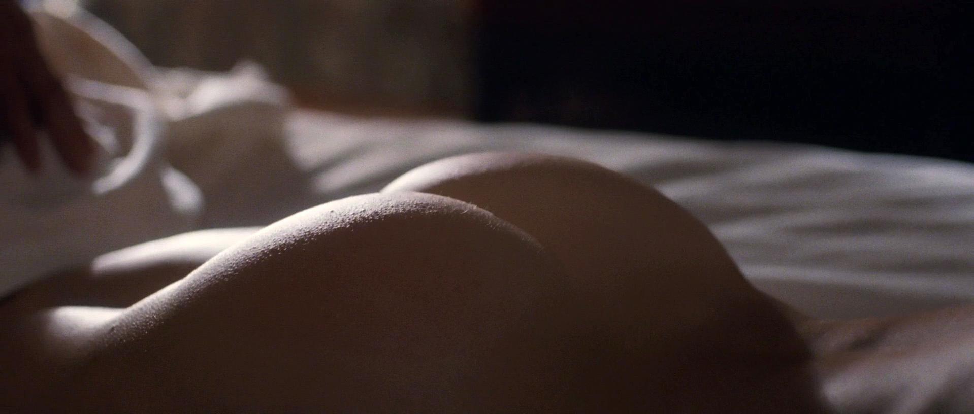 Jessica Alba Goes Nude For Latest Image