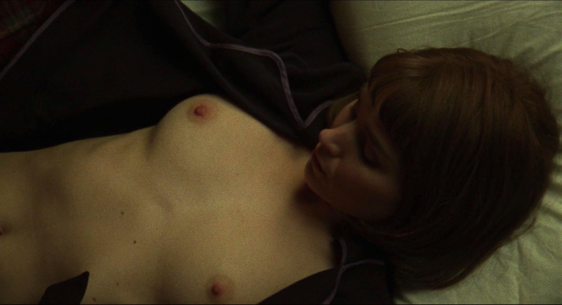 Rooney Mara nude, Cate Blanchett sexy - Carol (2015)