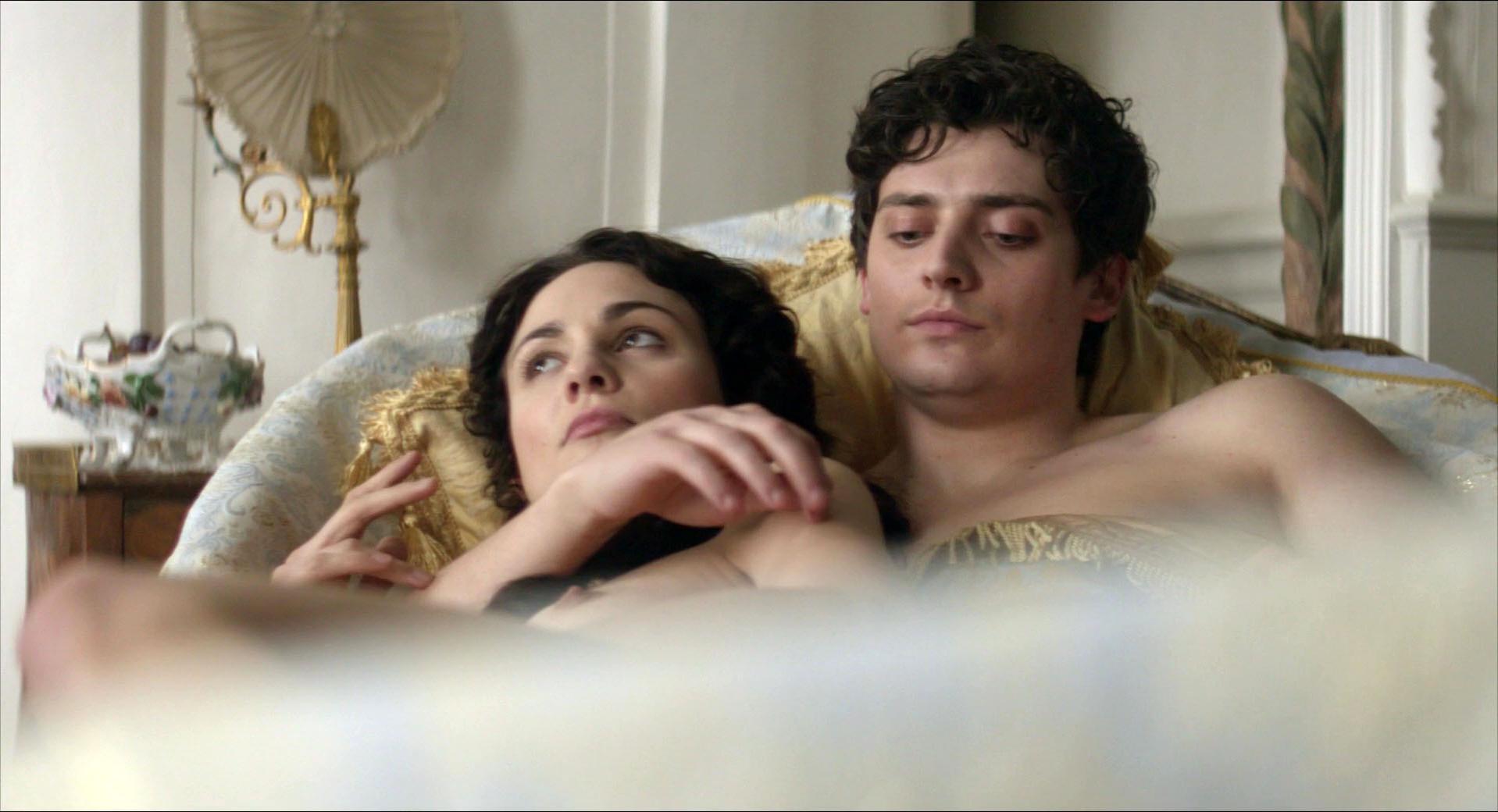 Tuppence Middleton nude - War and Peace s01e03 (2016)