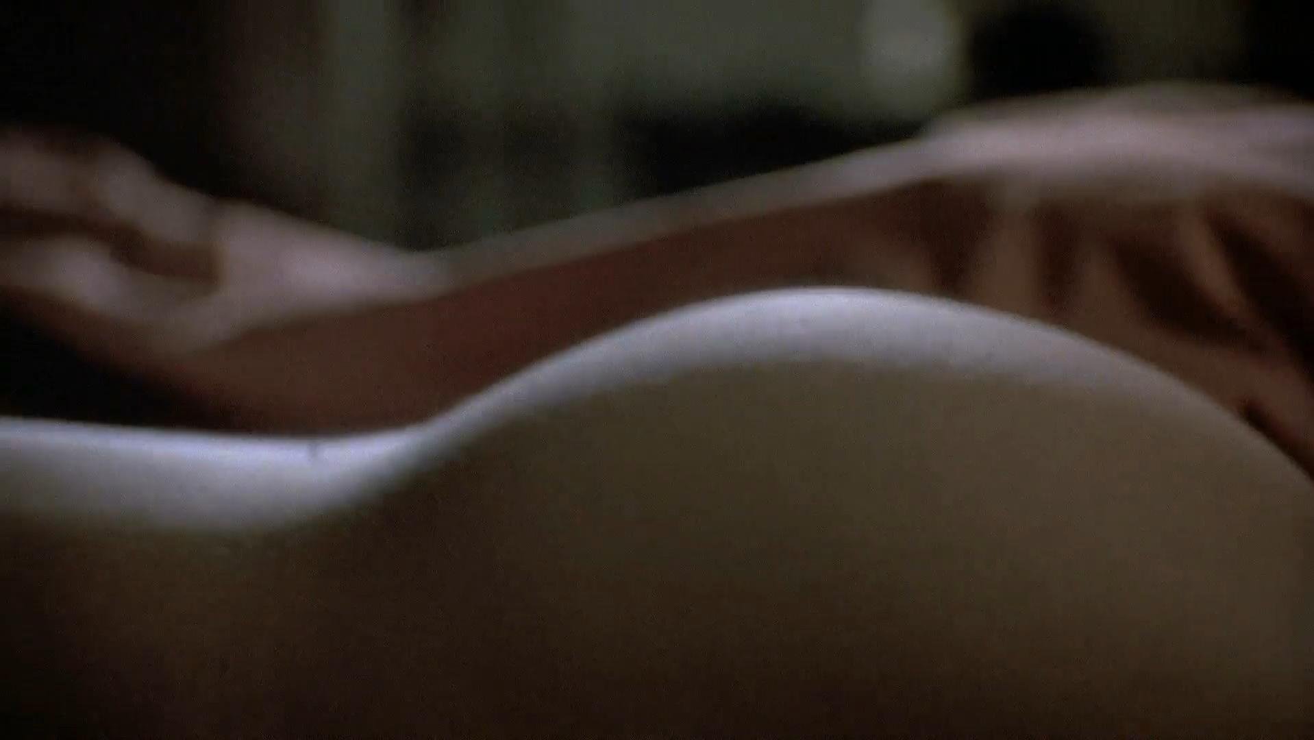 Linda fiorentino last seduction sex scene