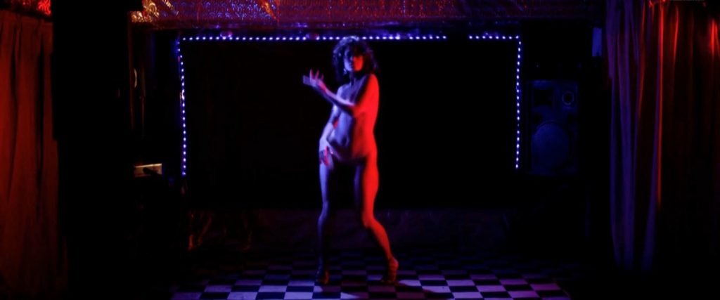 Fabiola Buzim nude - Eu Queria Ser Arrebatada, Amordacada e, nas minhas costas, Tatuada (2015)
