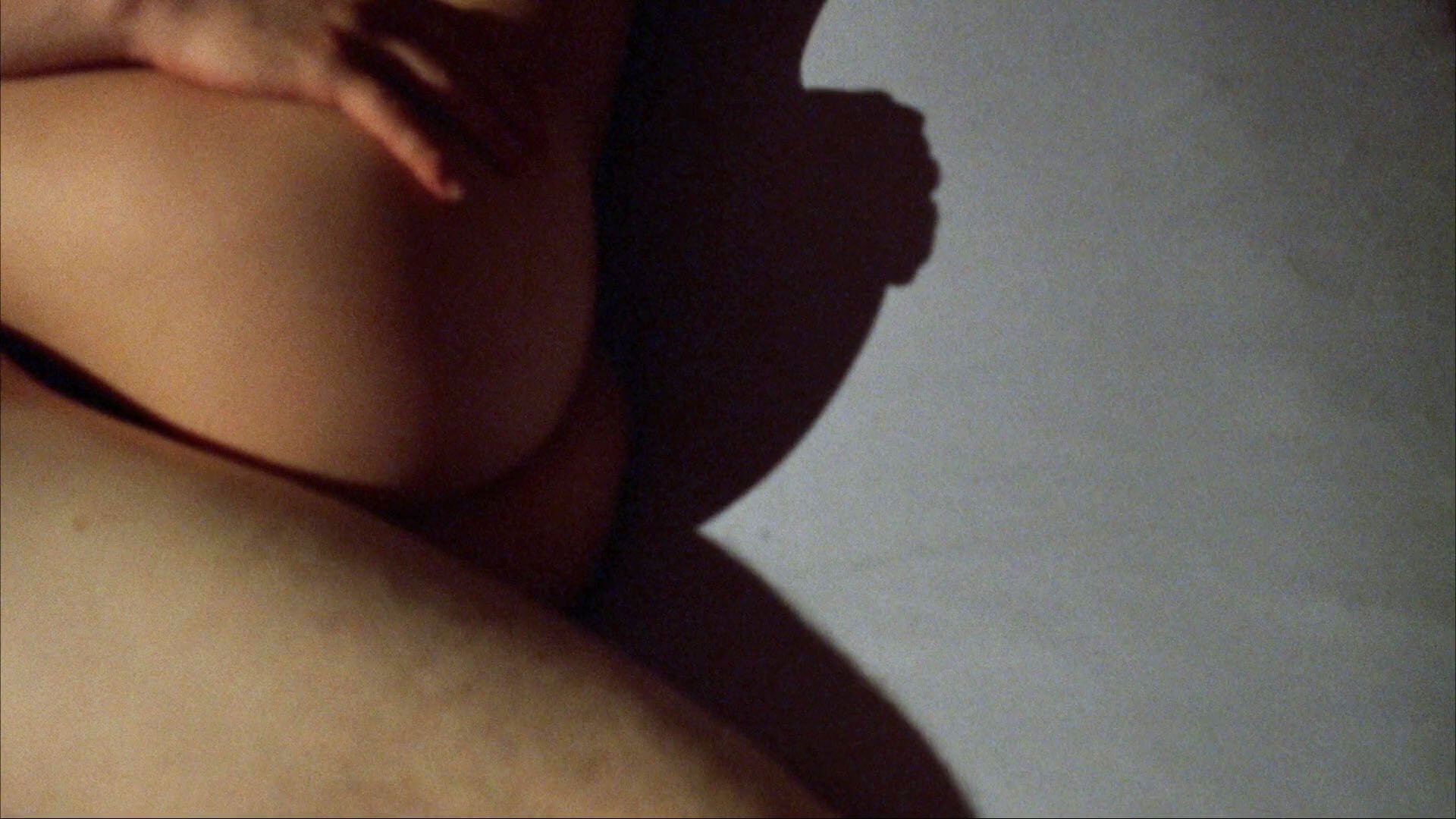 Kelli Garner nude - Bully (2001) .