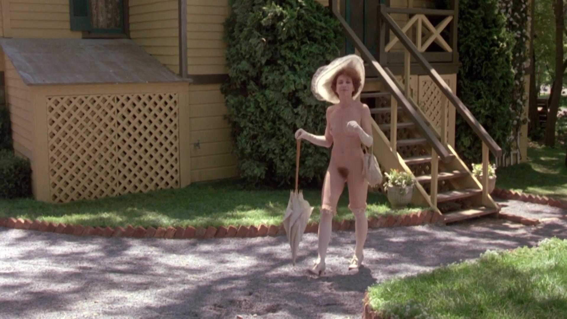 Margaret Whitton nude - Ironweed (1987)