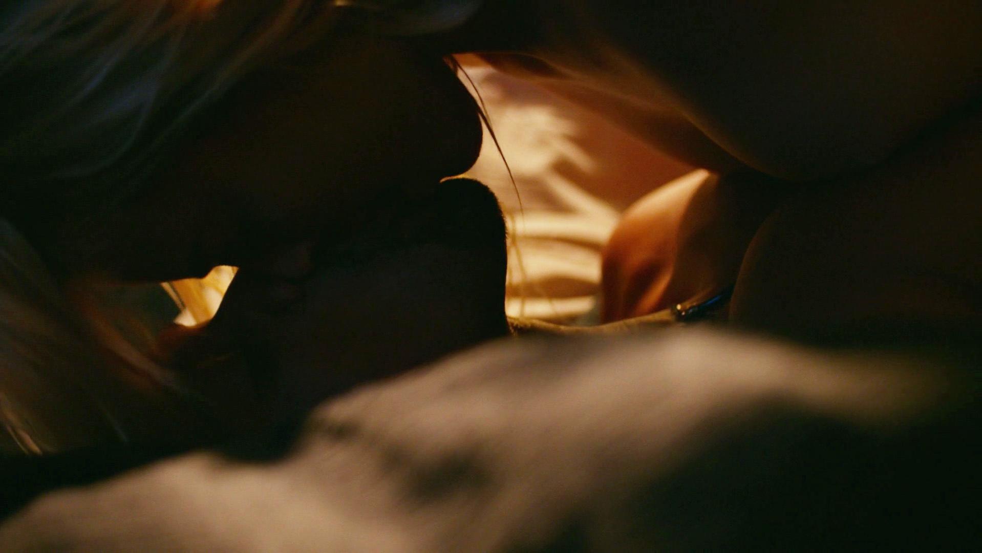 1918px x 1080px - Margot Robbie nude, Daniella Short nude - Focus (2015)