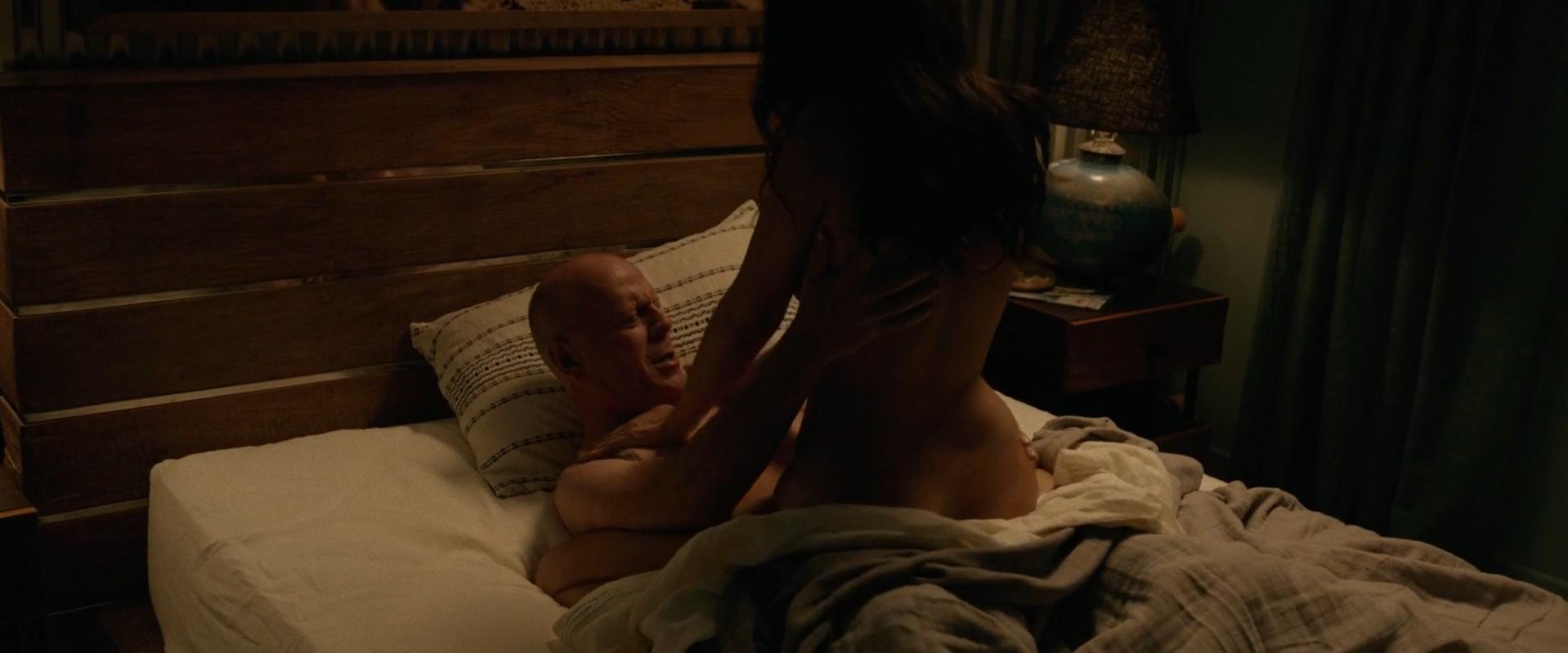Jessica gomes naked sex scene