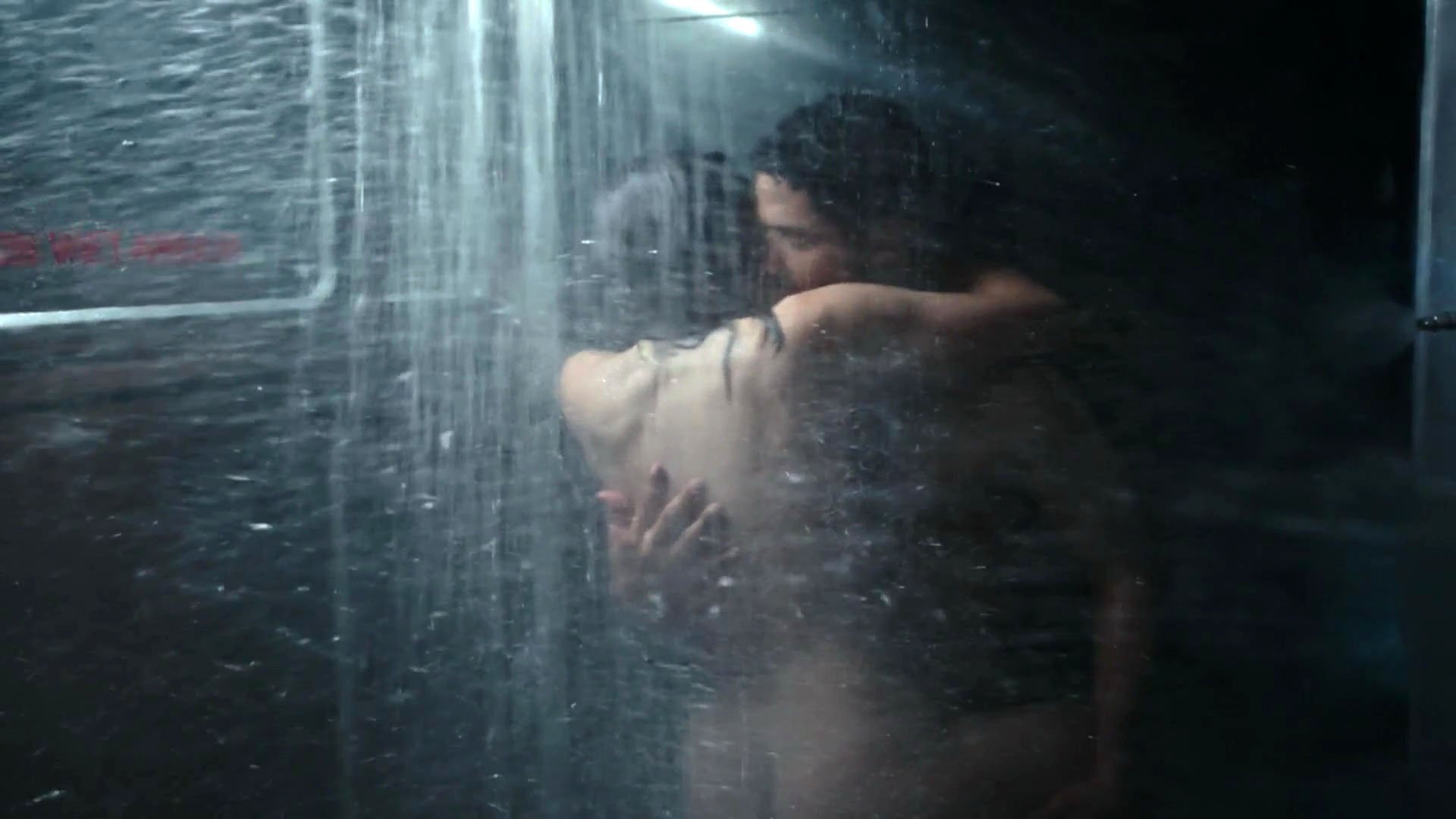 Covenant nude alien Rotten Tomatoes: