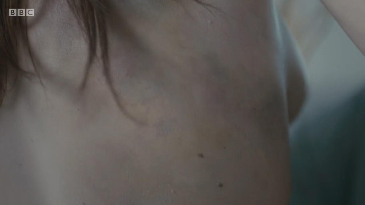 Jodie Comer nude - Thirteen s01e01 (2016)