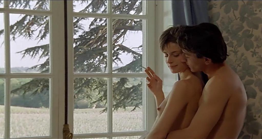 Nastassja Kinski nude - Maladie d’amour (1987)