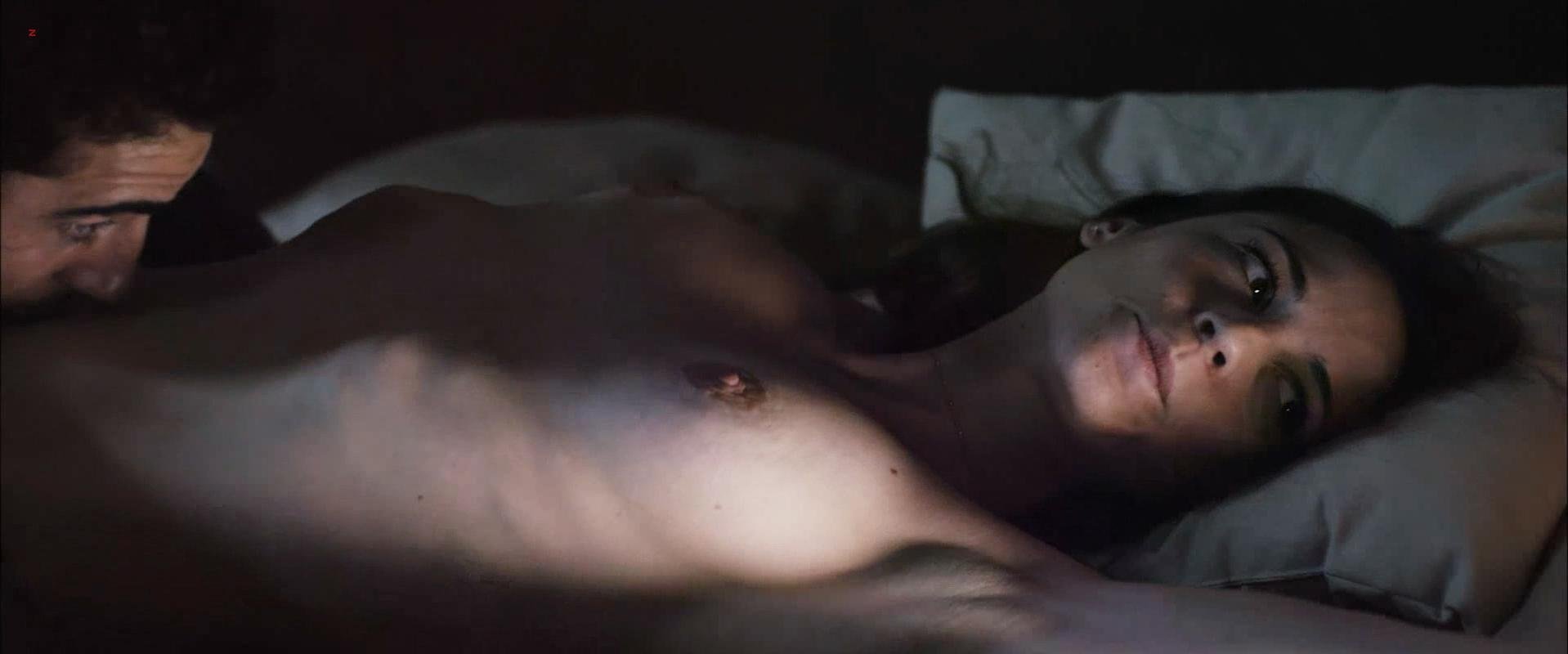 Leonor Watling nude - Lo Mejor De Eva (2011)