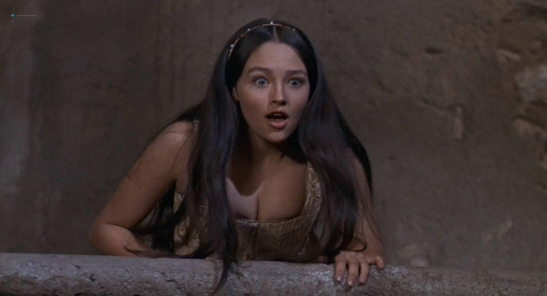 Olivia Hussey nude - Romeo and Juliet (1968) .
