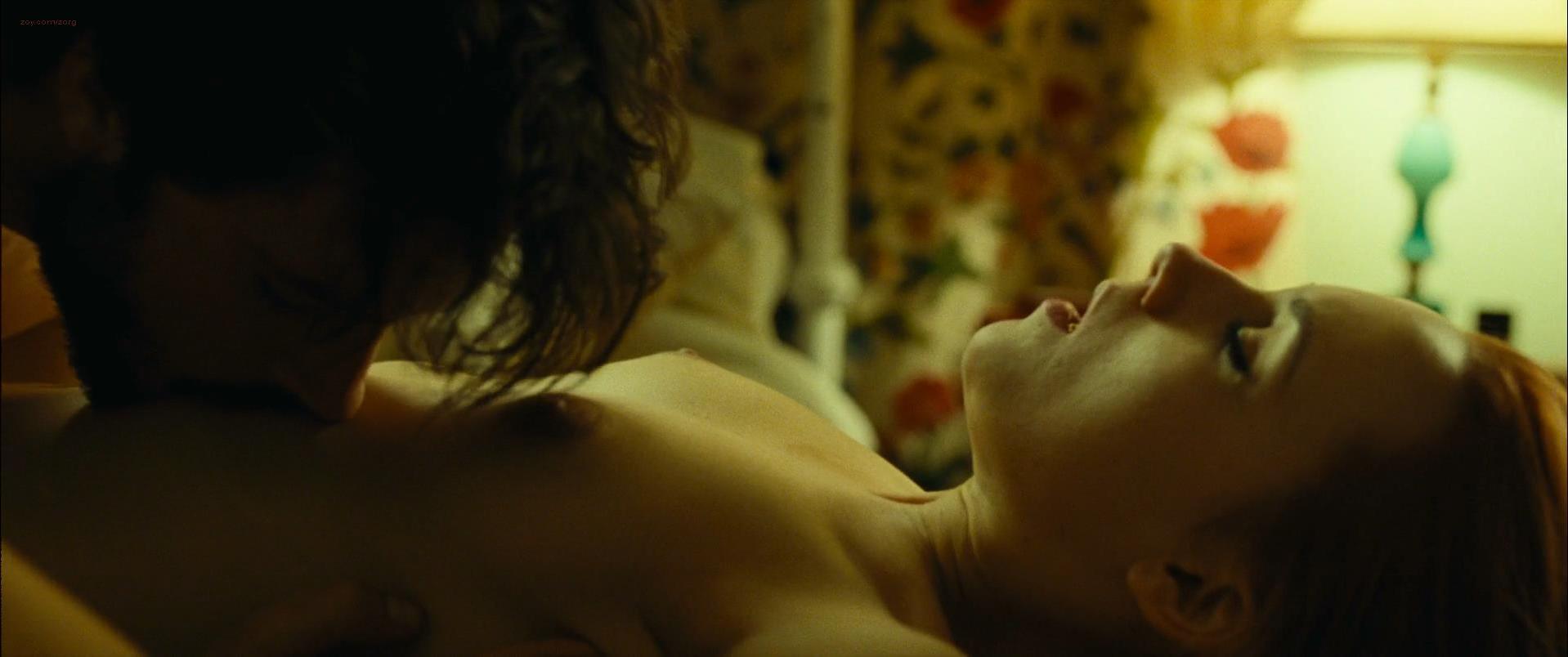 Aura Garrido nude - The Body (2012)