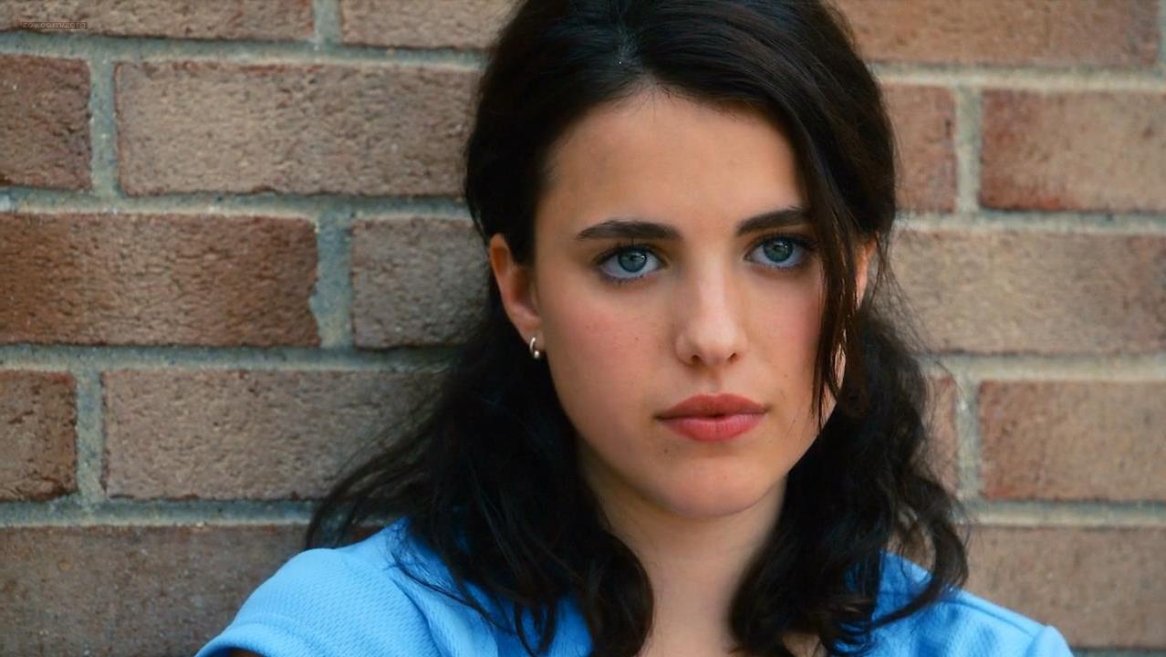 Margaret Qualley sexy - The Leftovers s01e01 (2014)
