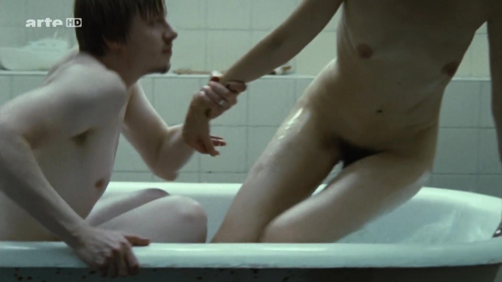 Jeanne Balibar nude - Im Alter von Ellen (2010)