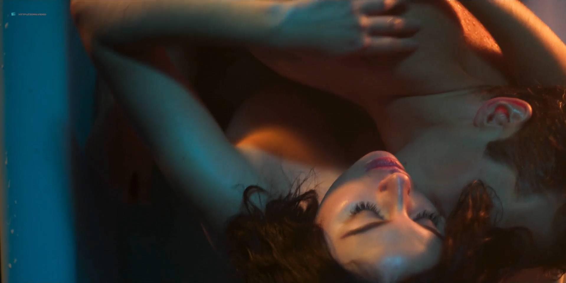 Blanca Suarez nude, Ana Polvorosa nude - Cable Girls s01 (2017)