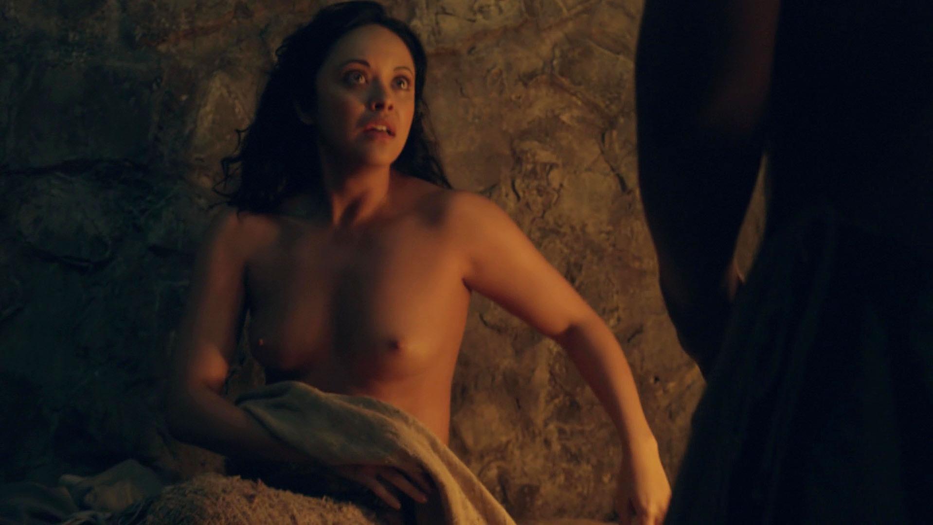 Marisa Ramirez nude - Spartacus. Gods of the Arena s01e05 (2011)