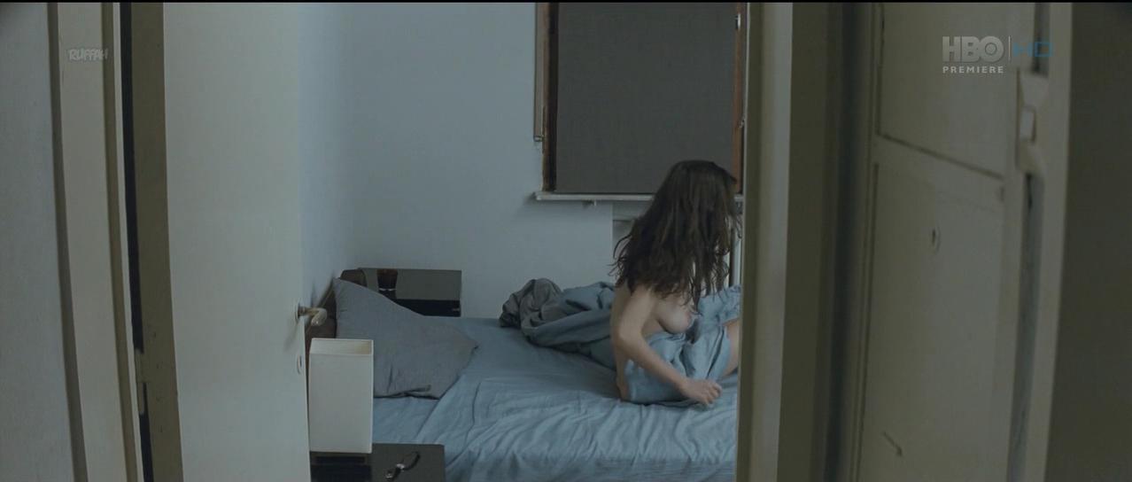 Nude Video Celebs Diana Avramut Nude Cand Se Lasa Seara Peste Bucuresti Sau Metabolism 2013